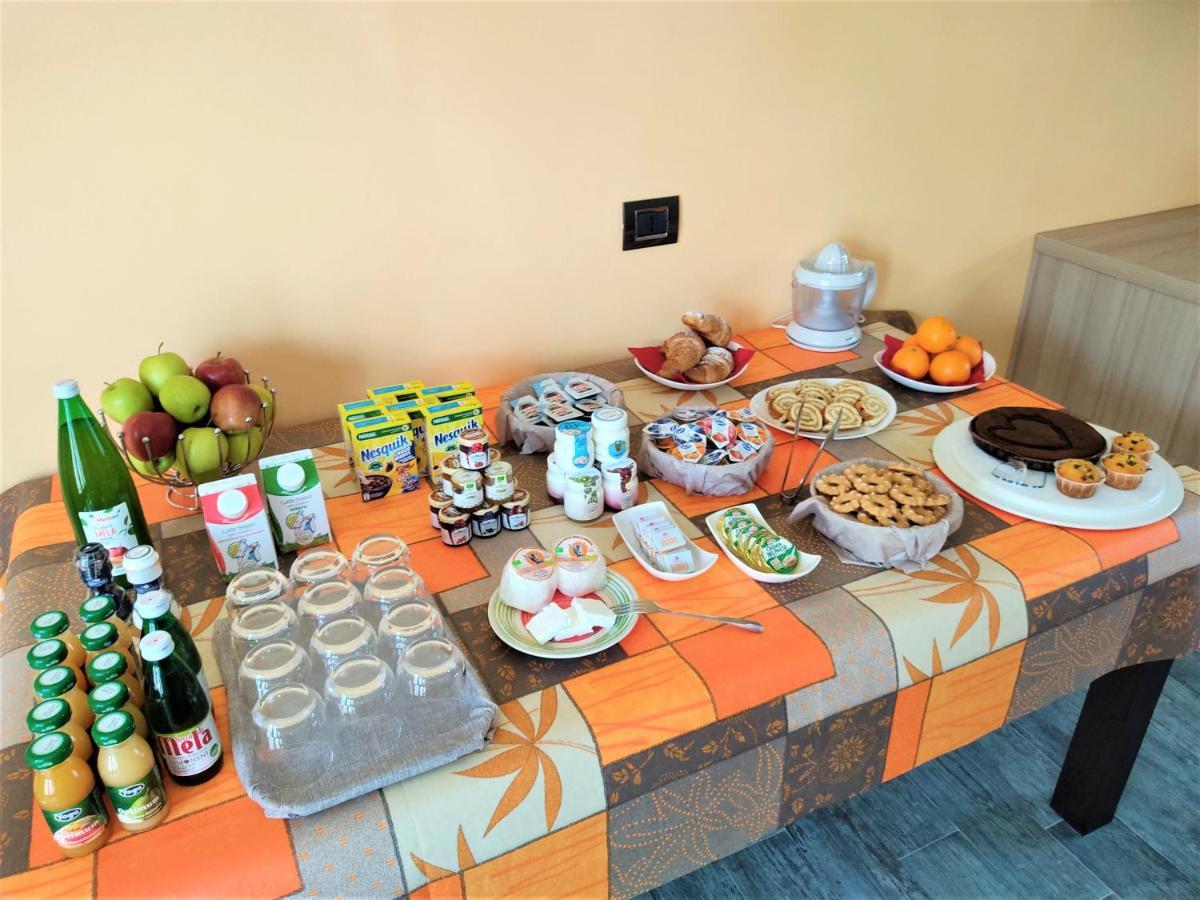 B&B Il Germoglio Castione Andevenno Exterior foto